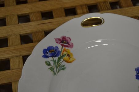 (n-6861) Victoria sangadega vaagen, lille dekoor