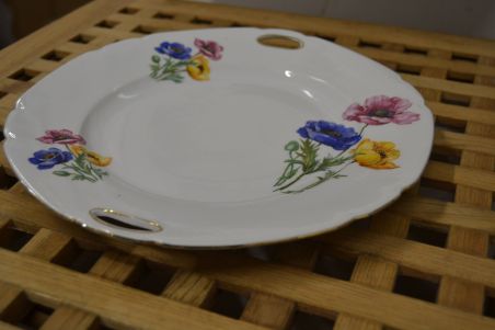 (n-6861) Victoria sangadega vaagen, lille dekoor