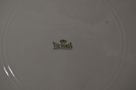 (n-6861) Victoria sangadega vaagen, lille dekoor