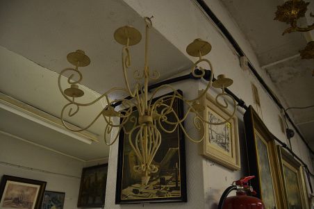 (n-6865) Metallist riputatav küünlahoidik 8 küünlale