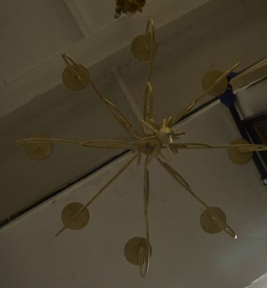 (n-6865) Metallist riputatav küünlahoidik 8 küünlale