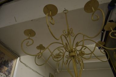 (n-6865) Metallist riputatav küünlahoidik 8 küünlale