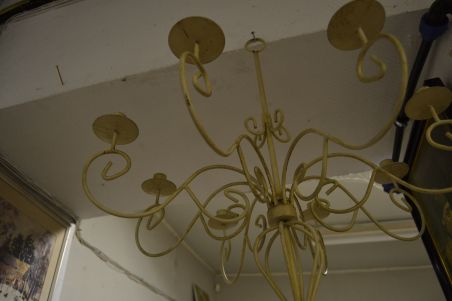 (n-6865) Metallist riputatav küünlahoidik 8 küünlale