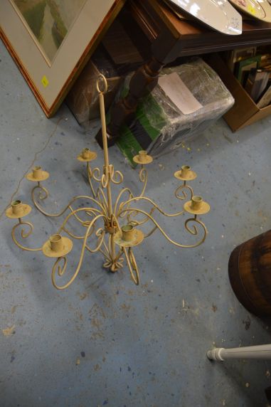 (n-6865) Metallist riputatav küünlahoidik 8 küünlale