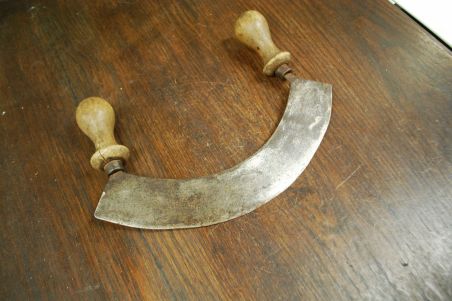 (n-6867) Vana suur kiiknuga/ ürdilõikur