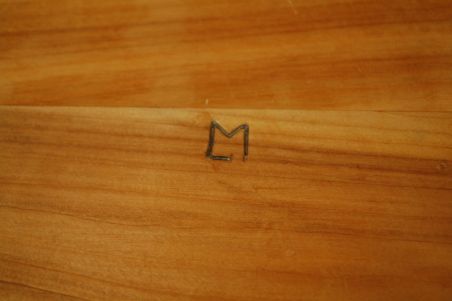 (n-6872) Puidust käsitöökarp