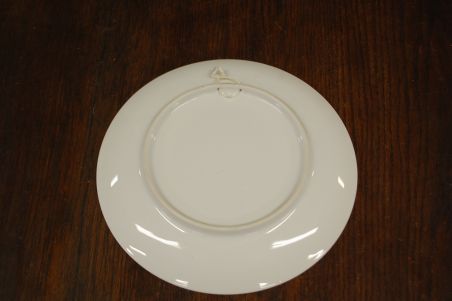 (n-6902) Käsitsimaalitud seinataldrik "Kirsid"