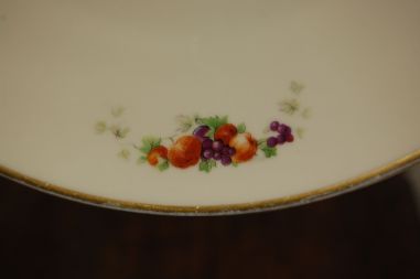 (n-6903) Bohemia Royal Ivory, ümar puuviljadega vaagen