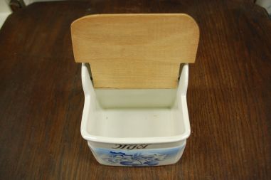 (n-6914/1) Trakonit, Kirssidega jahuvakk