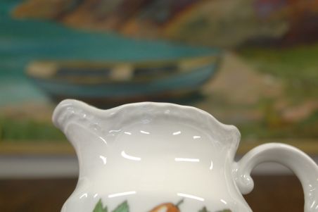 (n-6923) Puuviljadega piimakann