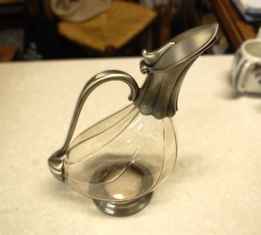 (n-6928) Linnukujuline veinikann/ dekanter