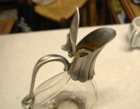 (n-6928) Linnukujuline veinikann/ dekanter