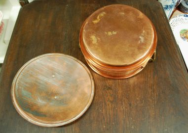 (n-6930) J. EM. Berglund Ockelbo, suur metallpott, 5L