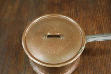 (n-6946) Vana metallist pott