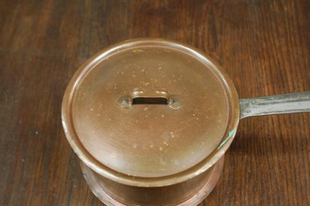 (n-6946) Vana metallist pott