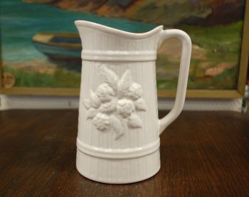 (n-6949) Guldkroken HJO, valge piimakann