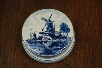 (n-6954) Delft Blue, käsitsimaalitud toos