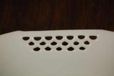 (n-6955) Pitsiline roosidega kauss