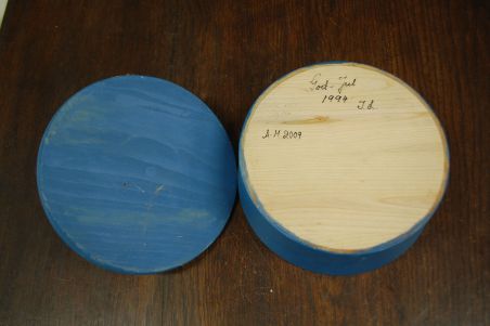 (n-6958) Sinine puidust karp