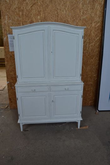 (L-651) Valge puhvetkapp 2