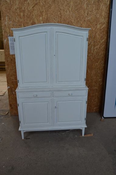 (L-651) Valge puhvetkapp