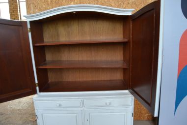 (L-651) Valge puhvetkapp