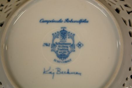 (n-6970/4) Schumann Arzberg Echt Cobalt, Kai Beckman, kollektsioontaldrik nr.1 "Taimed"