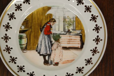 (n-6975/2) B&G Copenhagen Porcelain, kollektsioontaldrik nr. 4, seeria 1