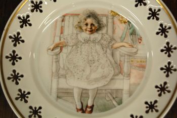 (n-6975/4) B&G Copenhagen Porcelain, kollektsioontaldrik nr. 3, seeria 2 2