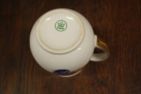 (n-6983) Kahla, puuviljadega kann