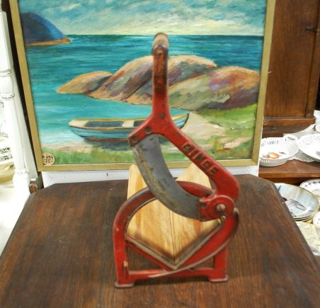 (n-6988) Vana leivalõikur GINGE