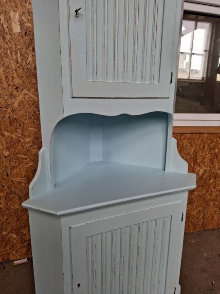 (L-655) Helesinine nurgakapp (L-655) Helesinine nurgakapp