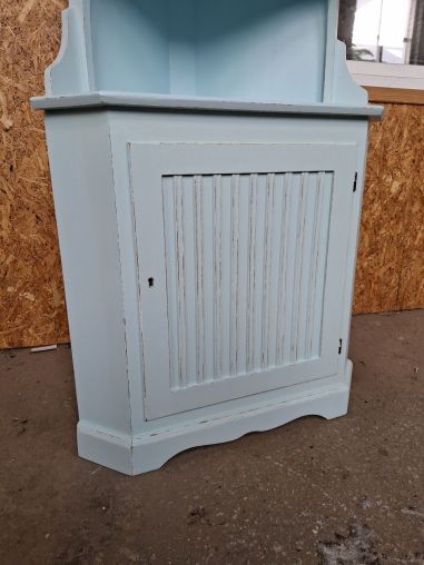 (L-655) Helesinine nurgakapp