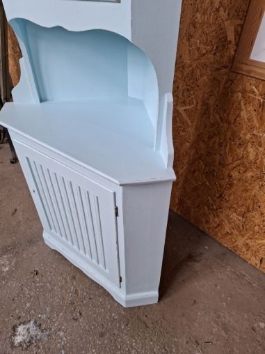 (L-655) Helesinine nurgakapp