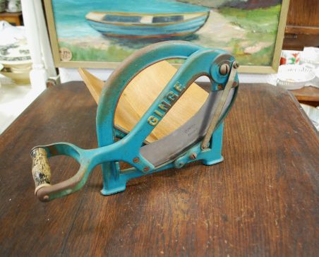 (n-6992) Vana leivalõikur GINGE (n-6992) Vana leivalõikur GINGE