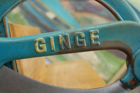 (n-6992) Vana leivalõikur GINGE (n-6992) Vana leivalõikur GINGE