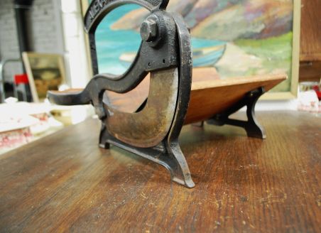 (n-6999) Vana leivalõikur ALEXANDERWERK