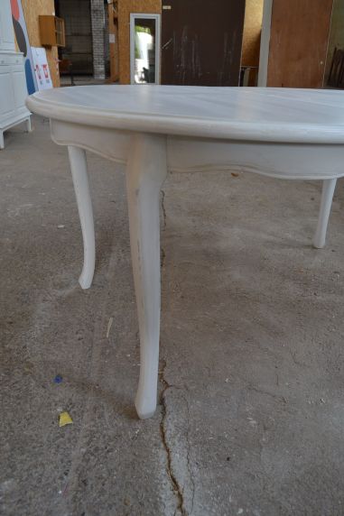 (L-663) Pikendatav ovaalne söögilaud