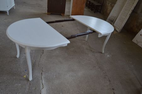 (L-663) Pikendatav ovaalne söögilaud (L-663) Pikendatav ovaalne söögilaud