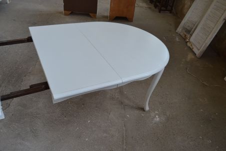 (L-663) Pikendatav ovaalne söögilaud (L-663) Pikendatav ovaalne söögilaud