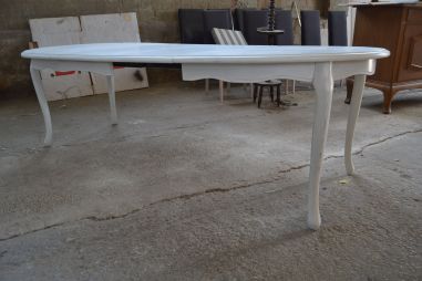 (L-663) Pikendatav ovaalne söögilaud