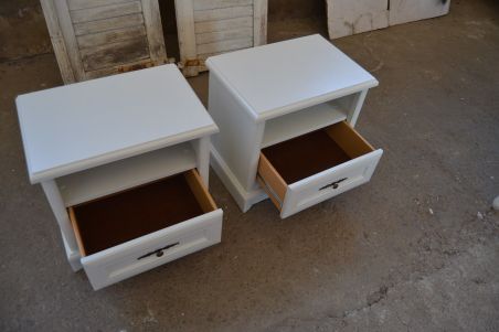 (L-665) Valged öökapid, 2 tk paaris