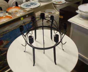 (n-3256) Metallist küünlajalg