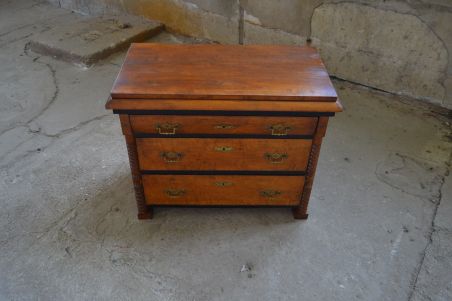 (L-669) Kummut kolme sahtliga