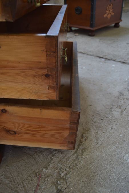 (L-669) Kummut kolme sahtliga