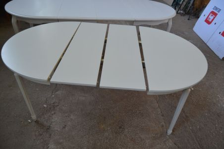 (L-674) Ümar kahe pikendusplaadiga söögilaud