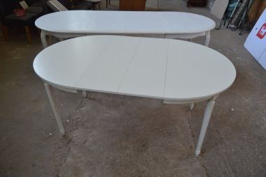 (L-674) Ümar kahe pikendusplaadiga söögilaud
