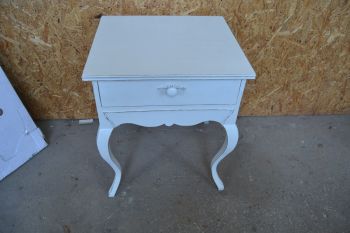 (L-676) Valge sahtliga lauake, kapp 2