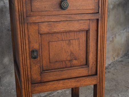 (n-7013) Vanem puidust öökapp (n-7013) Vanem puidust öökapp