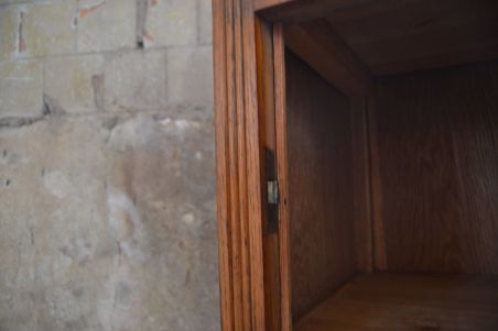 (n-7013) Vanem puidust öökapp (n-7013) Vanem puidust öökapp